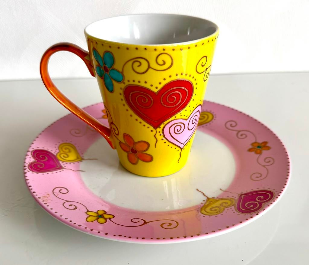 Nieuwe vrolijke mok en ontbijt bordje van L. Dake en zn, Huis en Inrichting, Ophalen of Verzenden, Zo goed als nieuw, Overige stijlen