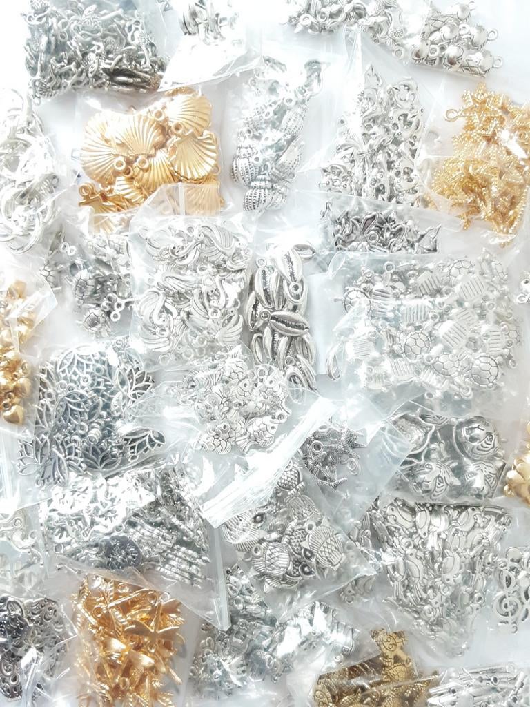 Heel veel nieuwe leuke bedels, Overige merken, Overige materialen, Nieuw, Ophalen of Verzenden