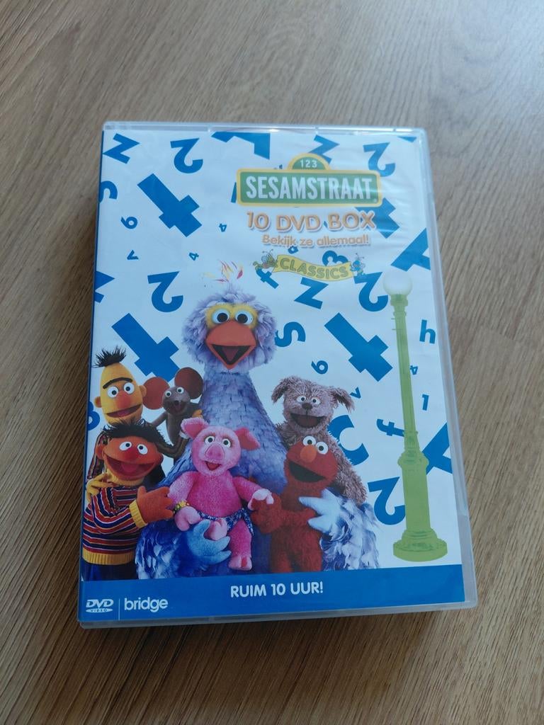 Sesamstraat 10 dvd Box. Ruim 10 uur., Alle leeftijden, Poppen, Boxset, Ophalen of Verzenden