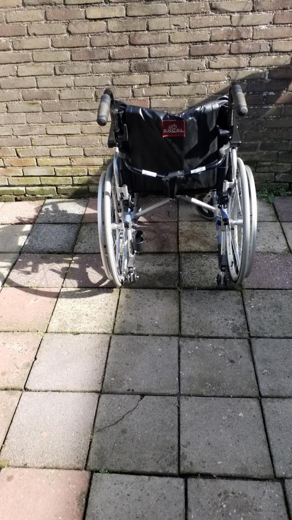 ROLSTOEL  EXEL LICHTGEWICHT OPVOUWBAAR, Diversen, Rolstoelen, Ophalen, Duwrolstoel