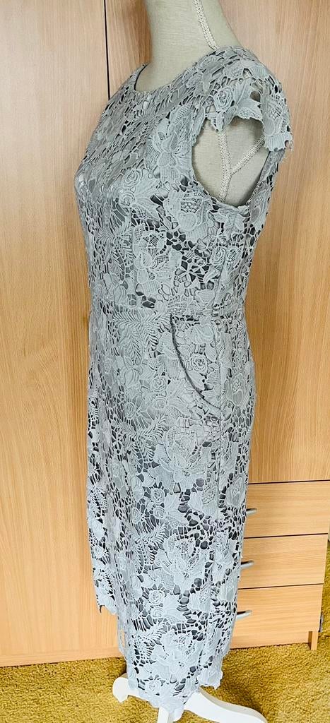 Yaly couture kanten jurk maat 38, Maat 38/40 (M), Ophalen of Verzenden, Zo goed als nieuw, Grijs