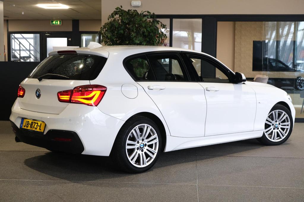 BMW 1-serie 118i M Pakket Sport Navi Led Alacantara Pdc Crui, 1-Serie, Alcantara, Wit, Origineel Nederlands