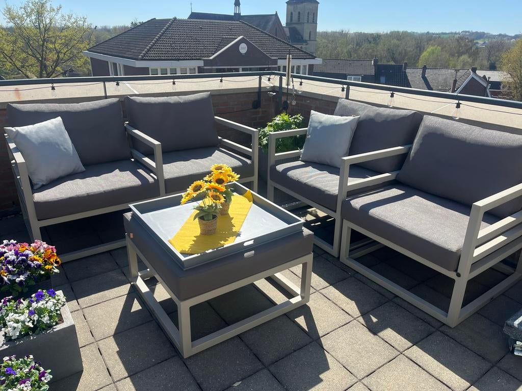 Loungeset Life, Ophalen, 4 zitplaatsen, Aluminium, Zo goed als nieuw