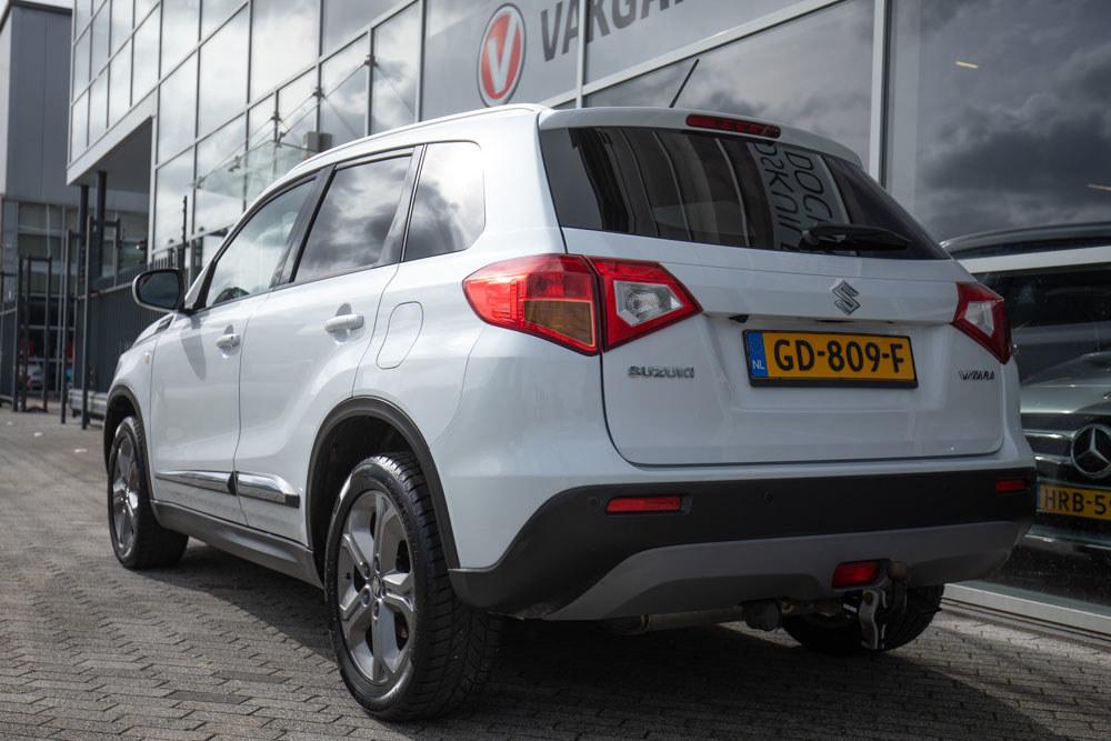 Suzuki Vitara 1.6 Exclusive | Trekhaak, Voorwielaandrijving, Euro 6, 4 cilinders, 400 kg
