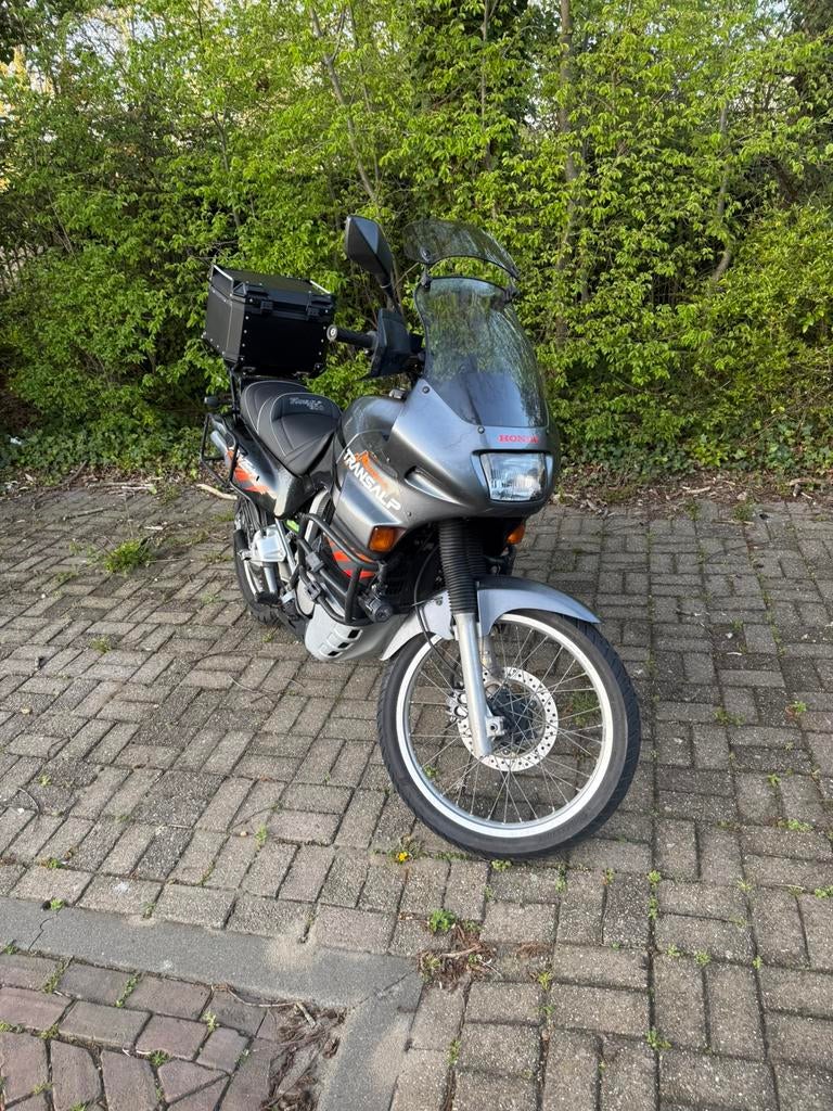 Honda Transalp 600 uit 1996 - Klaar voor avontuur!, Motoren, 2 cilinders, Motorrijbewijs A, Gebruikt, Particulier