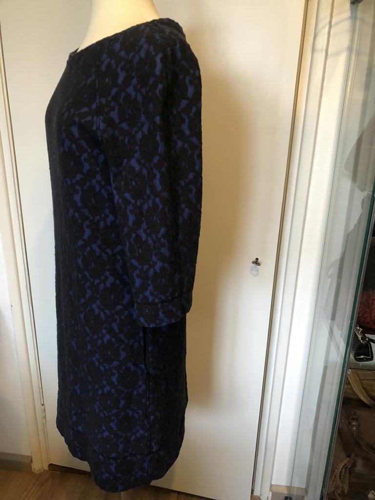 VANILIA blauwe jurk met zwart kant maat M lange mouw, Maat 38/40 (M), Blauw, Vanilia, Ophalen of Verzenden