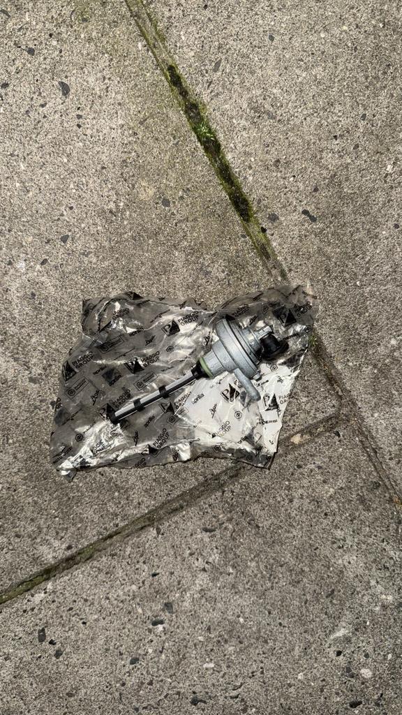 Vaccuum kraan scooter, Ophalen