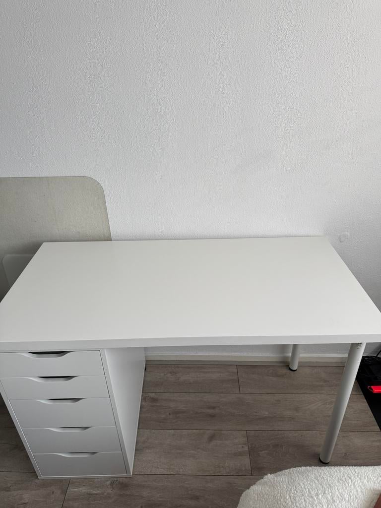 Ikea lagkapten/ alex bureau ( 120 x 60 cm ) wit, Huis en Inrichting, Bureaus, Met lades, Ophalen of Verzenden, Zo goed als nieuw