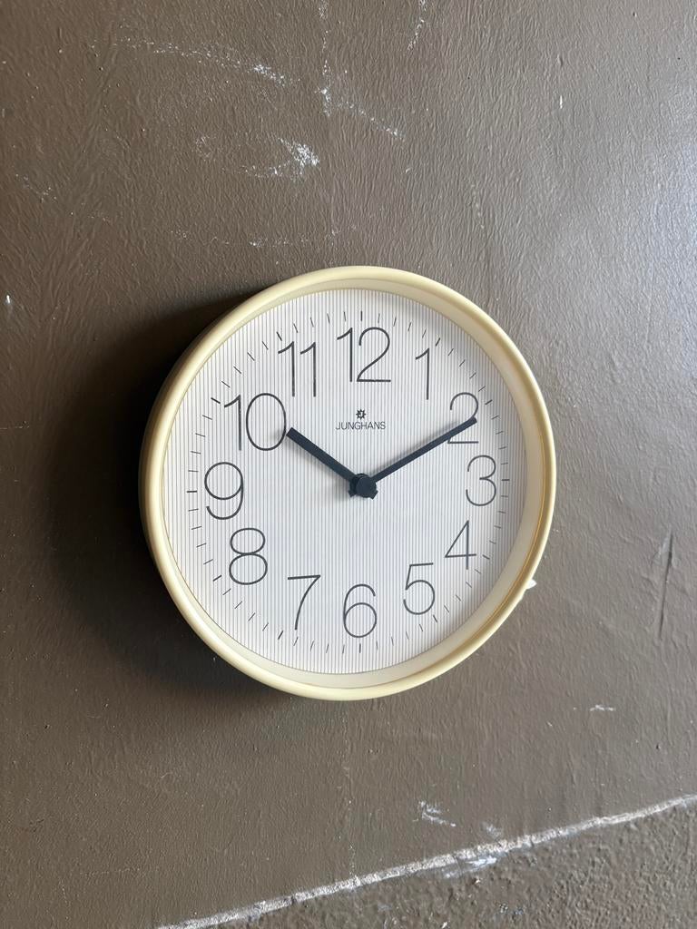 Vintage Junghans keukenklok rond Quartz uurwerk, Ophalen of Verzenden, Zo goed als nieuw, Wandklok