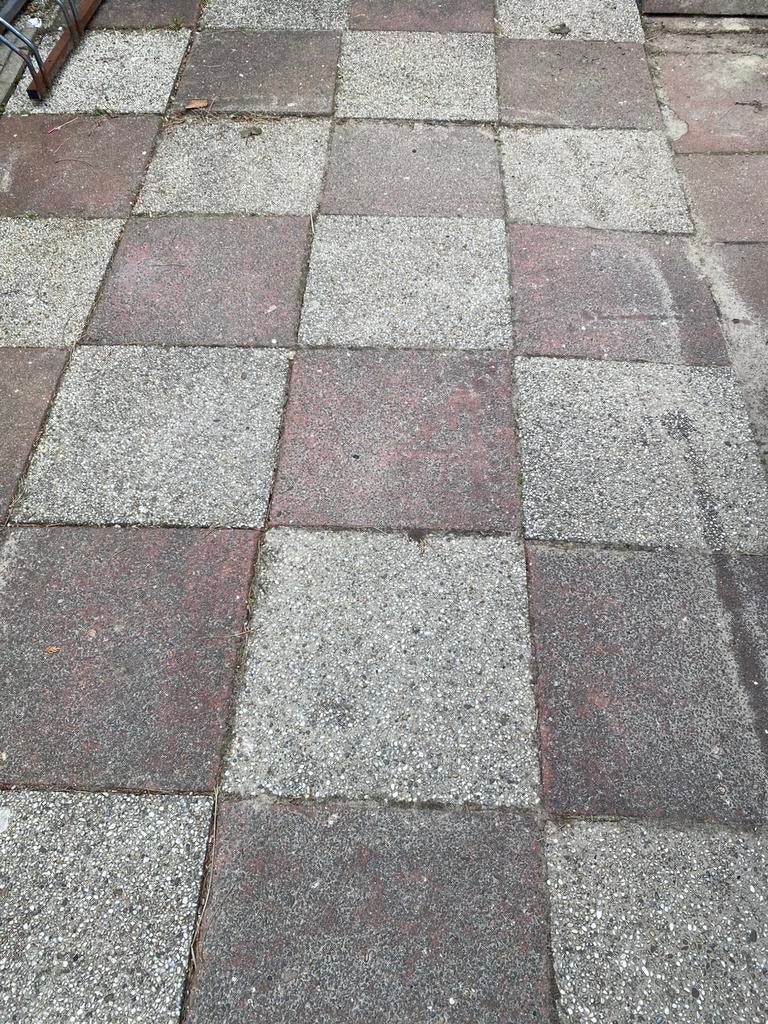 Gratis 30 m2  tuintegels., Ophalen, Zo goed als nieuw, Beton, Terrastegels