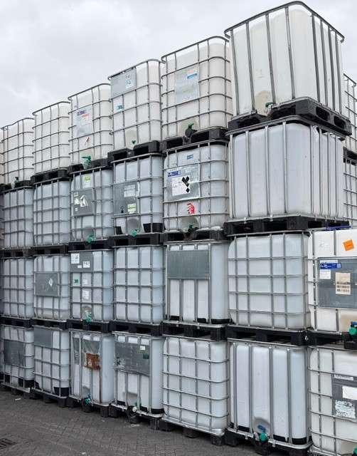IBC 1000 liter kratten containers pallet ijzer kunststof, Doe-het-zelf en Verbouw, Overige Doe-het-zelf en Verbouw, Zo goed als nieuw