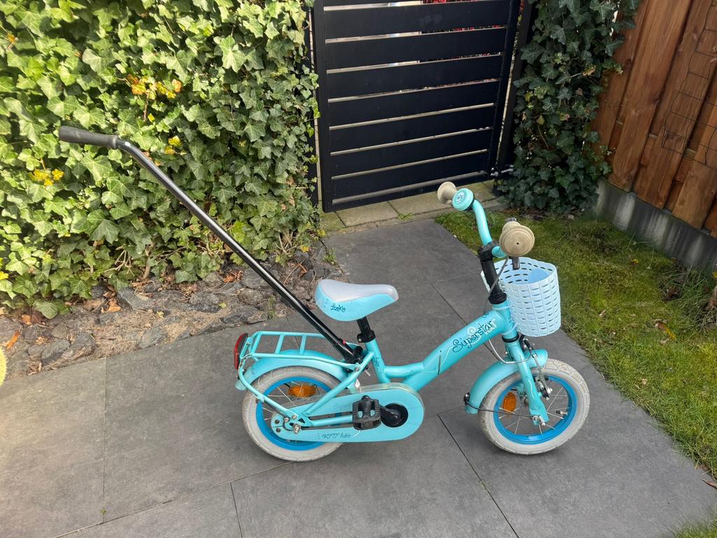 Kinderfietsje met duwstang en zijwieltjes - Blauw, Ophalen, Gebruikt, Minder dan 16 inch, Zijwieltjes