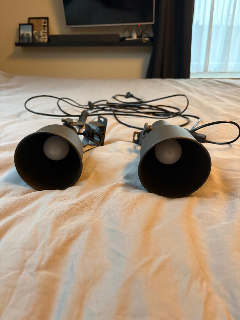 2 Hektar Wandlampjes + peertjes, Ophalen of Verzenden, Zo goed als nieuw