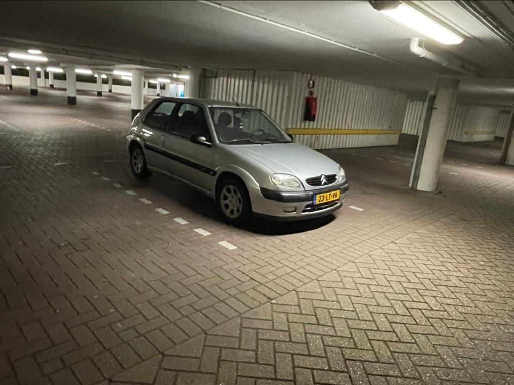Citroën Saxo 1.6 VTS | APK 2027, Auto's, Citroën, Voorwielaandrijving, 15 km/l, 31 €/maand, 4 cilinders