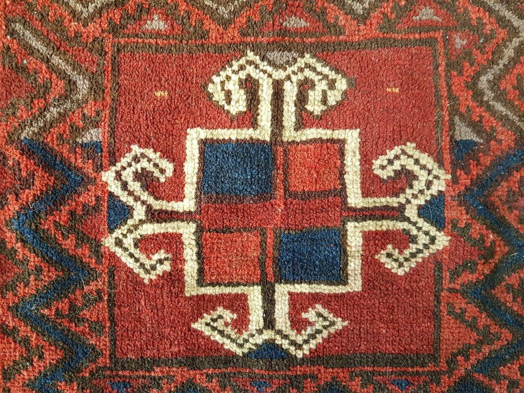 Mooi antiek handgeknoopt Perzisch kussen uit Iran 46-50 cm., Antiek en Kunst, Ophalen of Verzenden