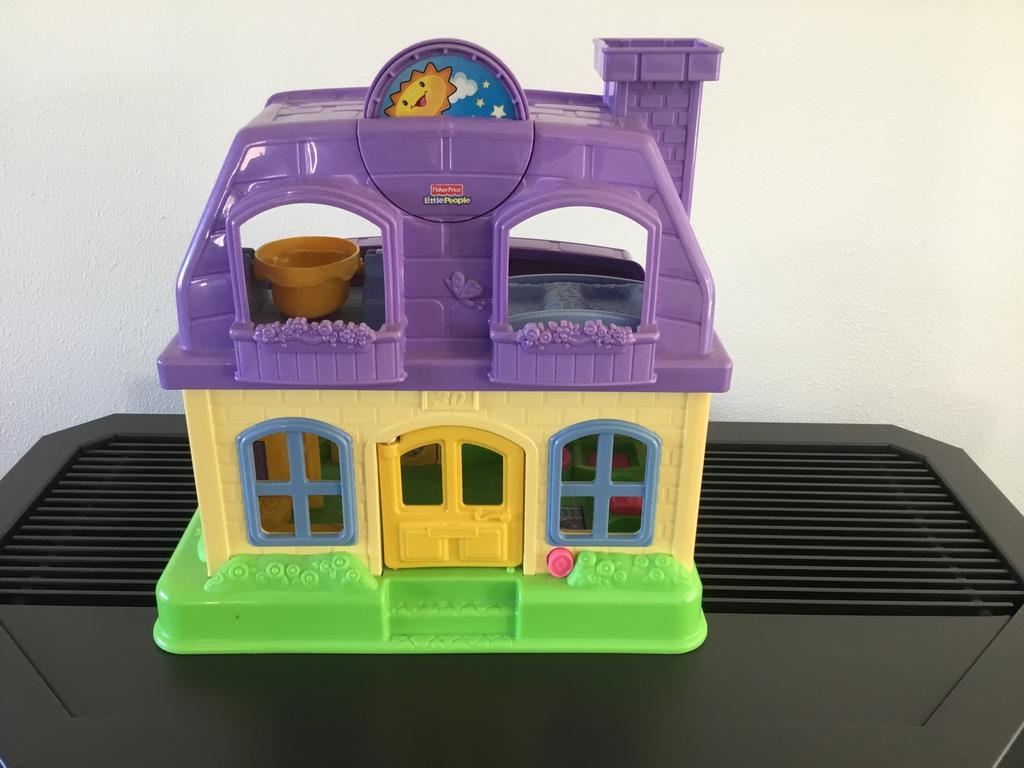 Fisher Price Little People huis. Inklapbaar, Ophalen, Gebruikt