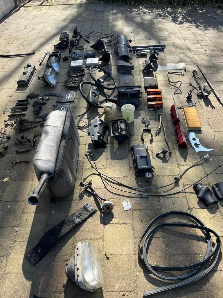 Partij Opel Kadett C onderdelen., Ophalen