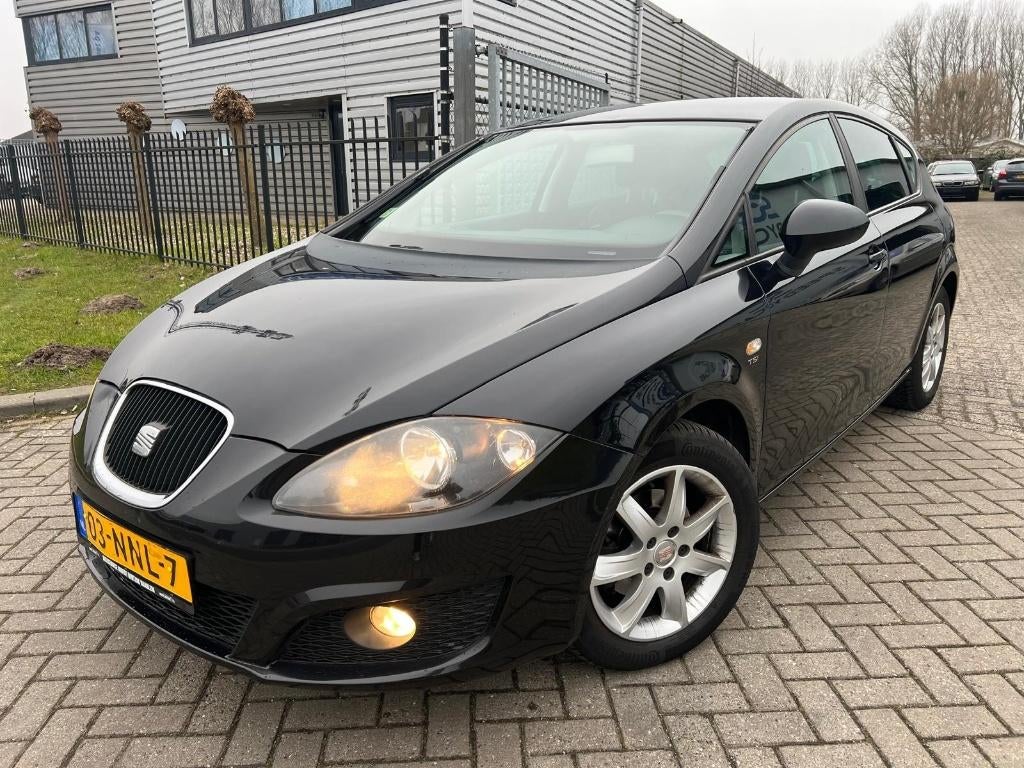 Seat Leon 1.2 TSI Ecomotive Good Stuff 2010 Cruise Airco, Voorwielaandrijving, Stof, Zwart, 4 cilinders