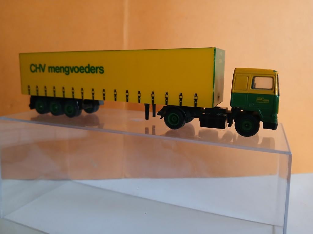 EFSI, Volvo F 10, CHV Mengvoeders, Hobby en Vrije tijd, Ophalen of Verzenden, Zo goed als nieuw, Bus of Vrachtwagen, Efsi