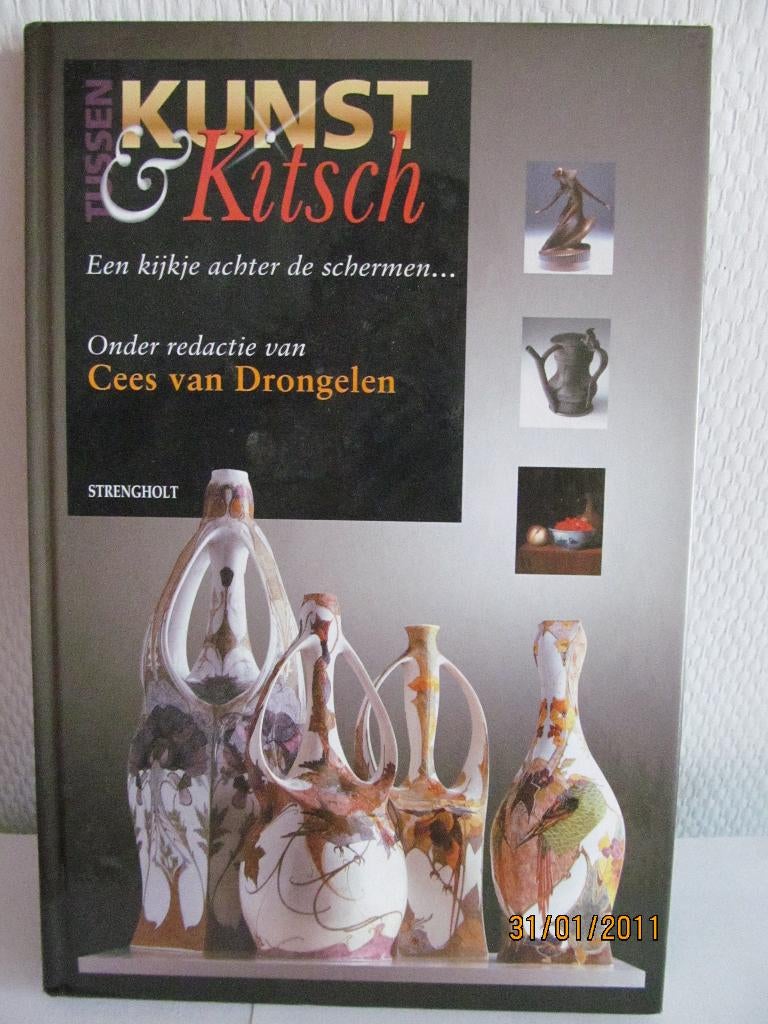 Boek Tussen Kunst en Kitsch, Ophalen, Zo goed als nieuw, Cees van Drongelen