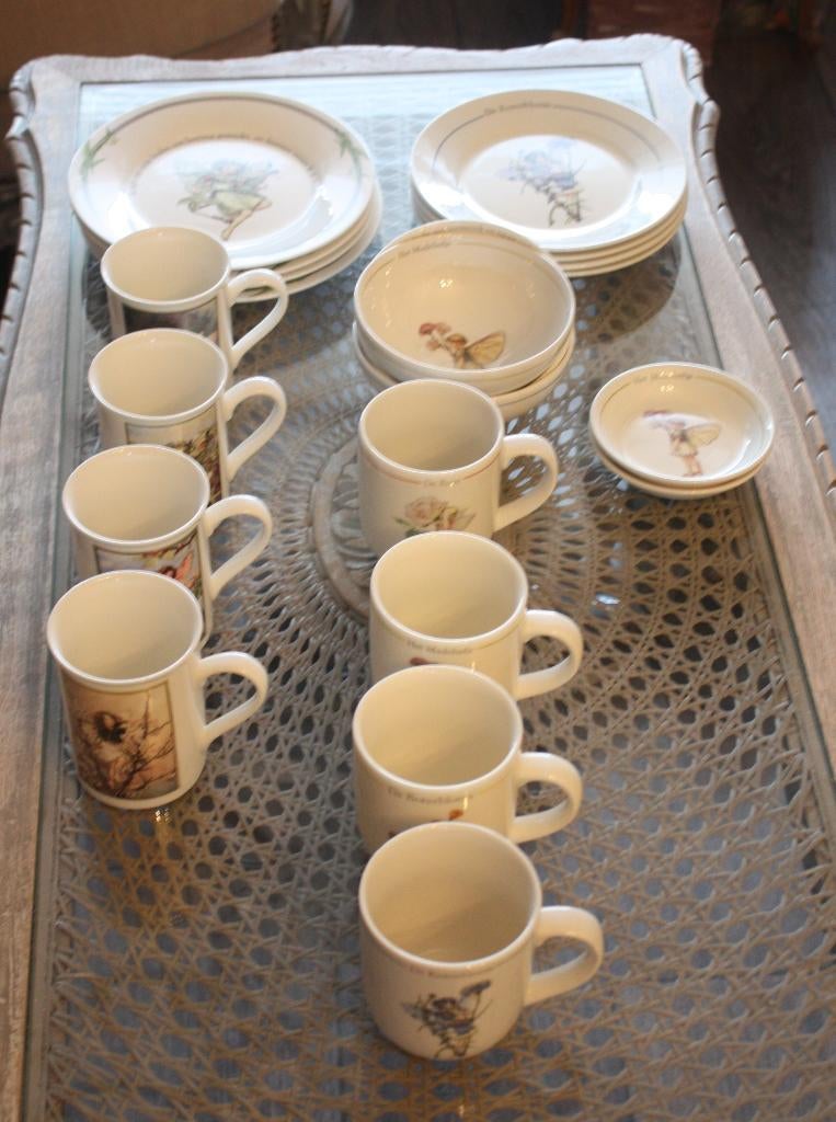 set flower fairies  servies onderdelen 19 stuks, Huis en Inrichting, Gebruikt, Ophalen of Verzenden, Bord(en), Wedgwood