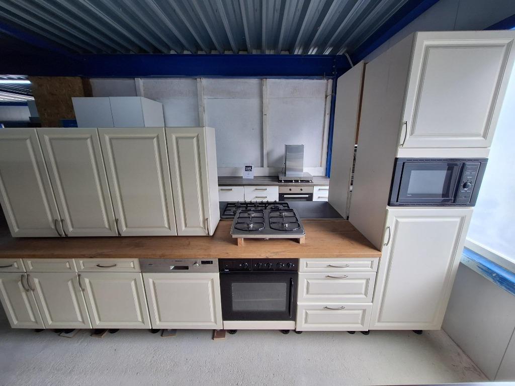 Complete keuken Compleet met APP 120Keukens op voorraad 2515, Huis en Inrichting, Keuken | Complete keukens, Zo goed als nieuw