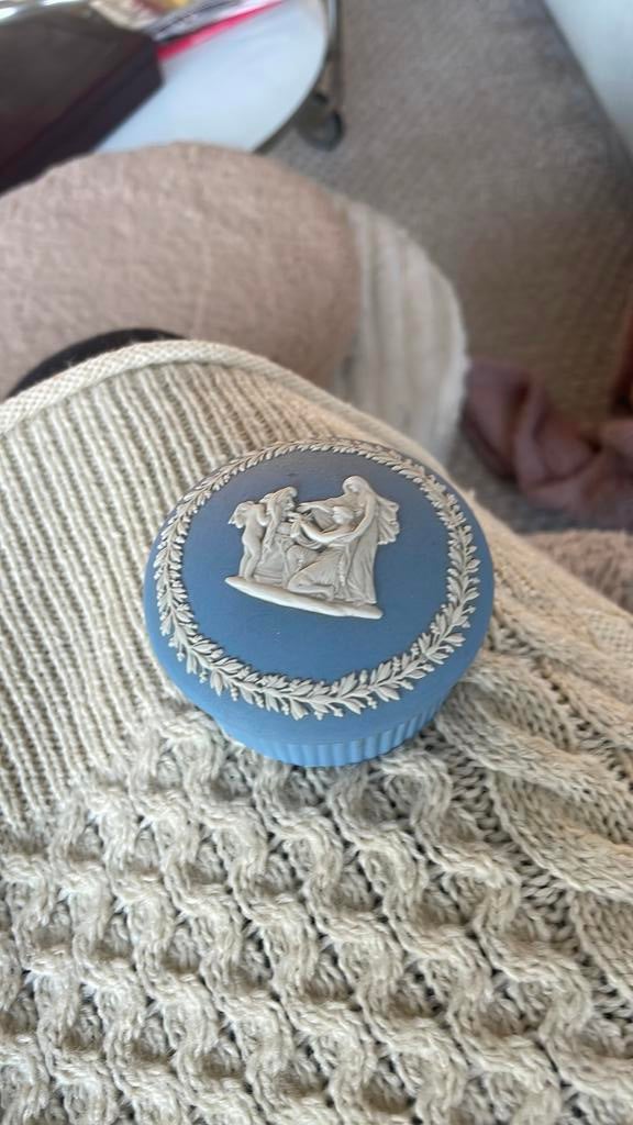Origineel Wedgwood Jasperware doosje, Antiek en Kunst, Ophalen of Verzenden