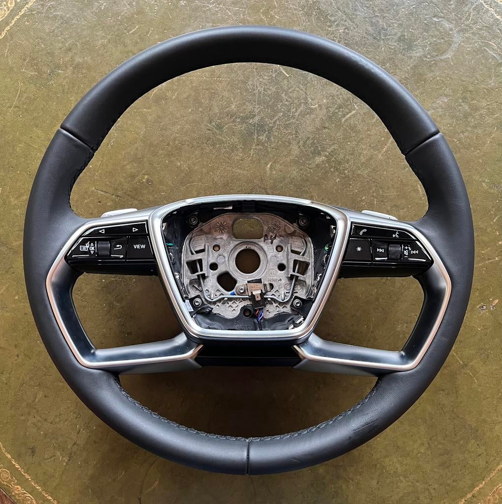 Audi A8 stuur 18-03-2025, Auto-onderdelen, Besturing, Ophalen of Verzenden, Gebruikt, Audi