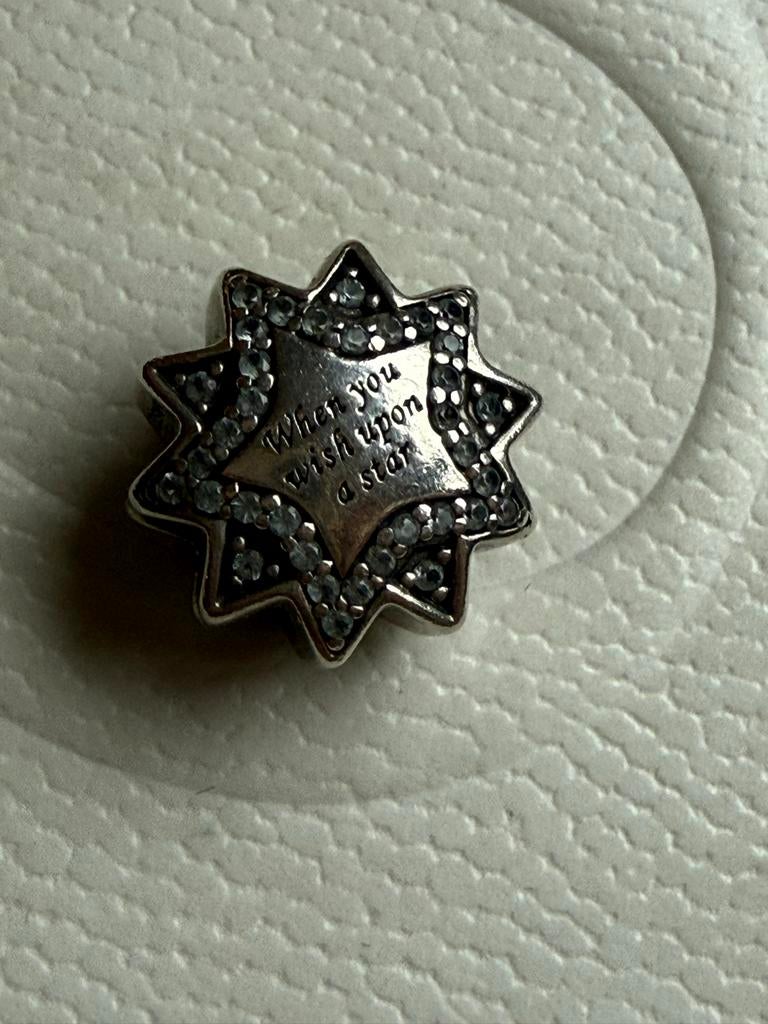 Pandora bedel disney ster, Ophalen of Verzenden, Zo goed als nieuw, Zilver, Pandora