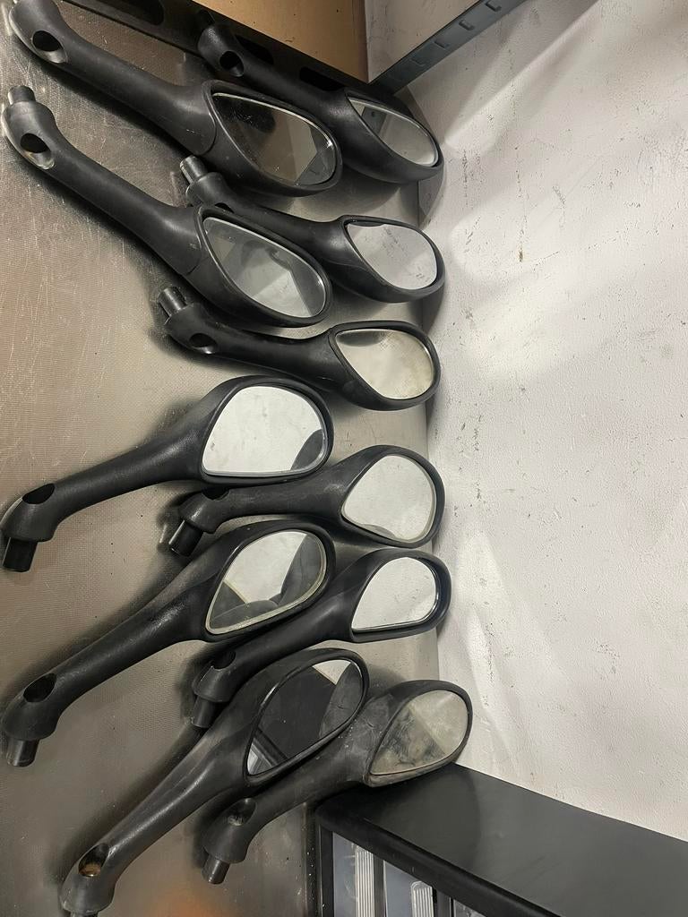 Gilera runner spiegels, Ophalen