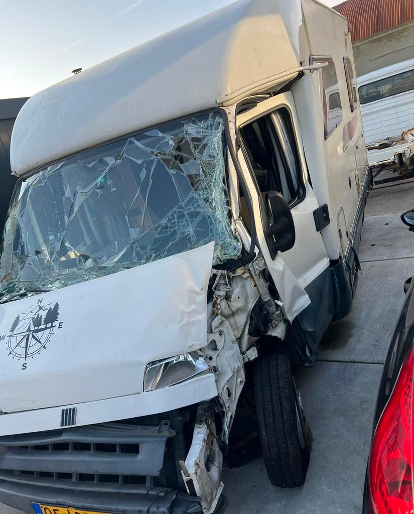 Snel en zonder gedoe Uw camper verkopen? Klik dan hier!