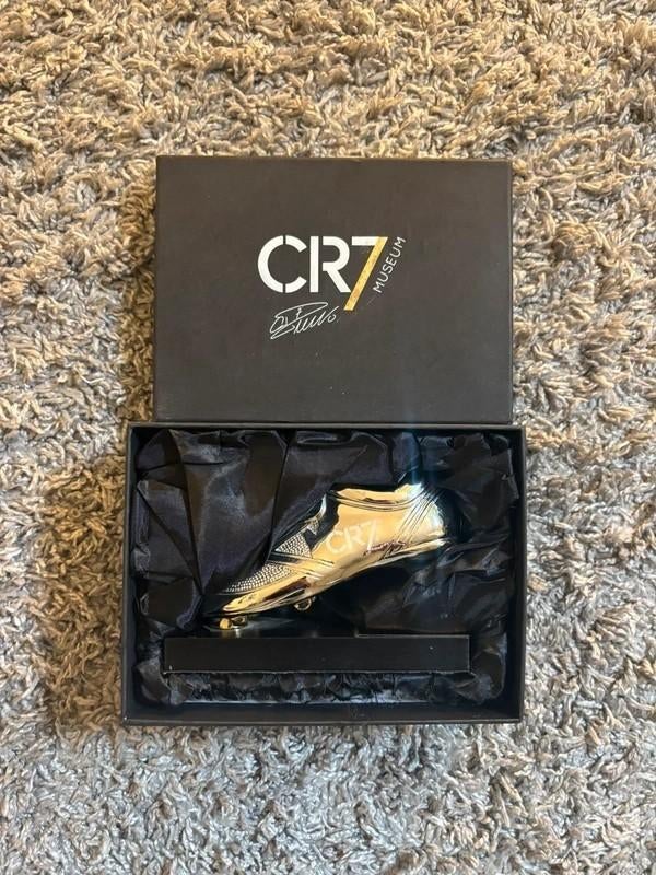 Ronaldo gouden schoen CR7 nieuw in doos, Maat M, Ophalen of Verzenden, Nieuw, Overige typen
