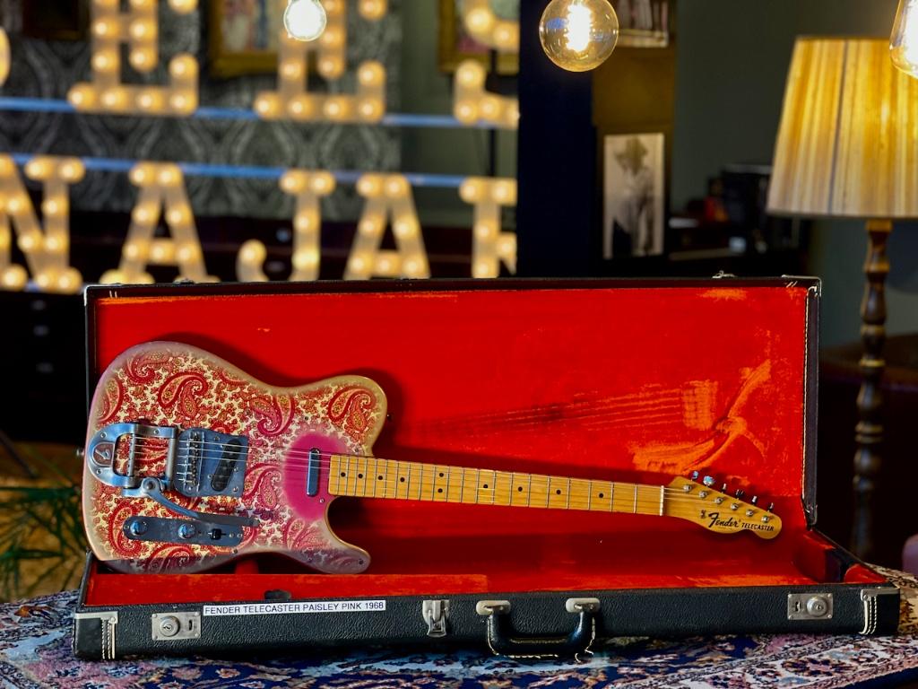 1968 Fender Telecaster Pink Paisley OVER Floral Blue bigsby, Fender, Info@fender.com, Ophalen of Verzenden, Fender