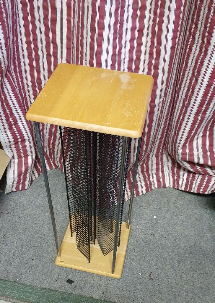 cd rek, Huis en Inrichting, Woonaccessoires | Cd- en Dvd-rekken, Ophalen, Gebruikt, 75 tot 150 discs, Metaal