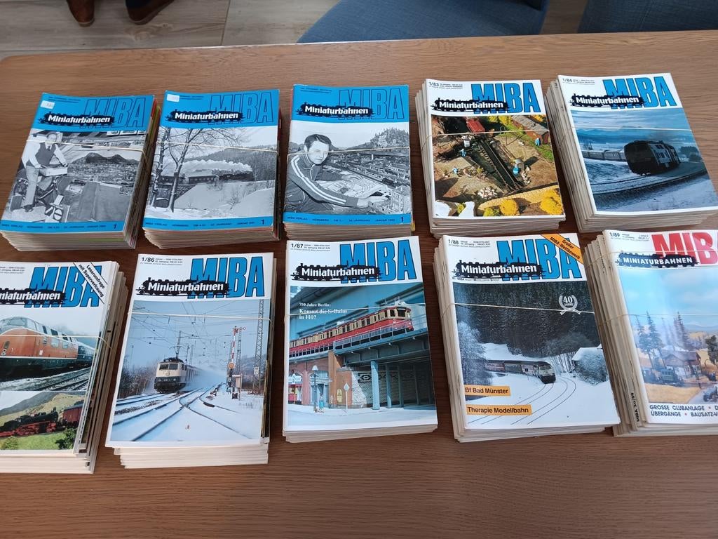 MIBA Miiniaturbahnen 1980-1989 duitstalig Modelspoortreinen, Ophalen of Verzenden, Gelijkstroom, Boek, Tijdschrift of Catalogus