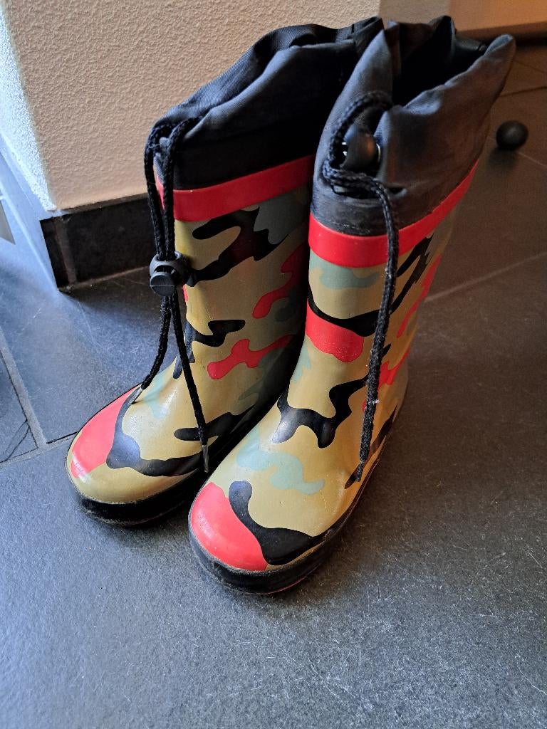 Laars regenlaarzen camouflage rood roze zgan maat 24/25, Jongen of Meisje, Ophalen of Verzenden, Laarzen, Zo goed als nieuw