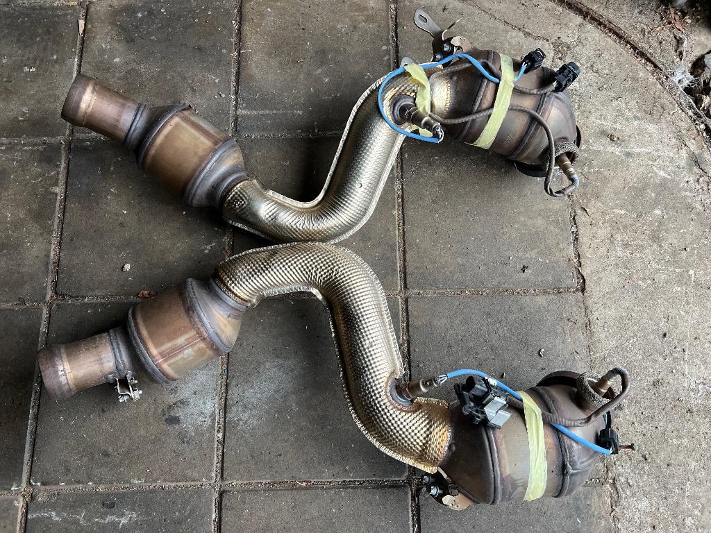 Mercedes-AMG 63 4.0 V8 M177 Katalysators L en R compleet, Auto-onderdelen, Uitlaatsystemen, Ophalen, Gebruikt, Mercedes-Benz