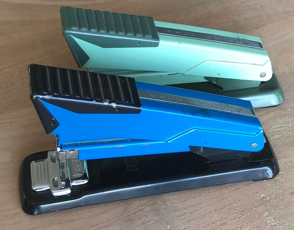 ESCO SENATOR nietmachines 2 stuks, Ophalen of Verzenden