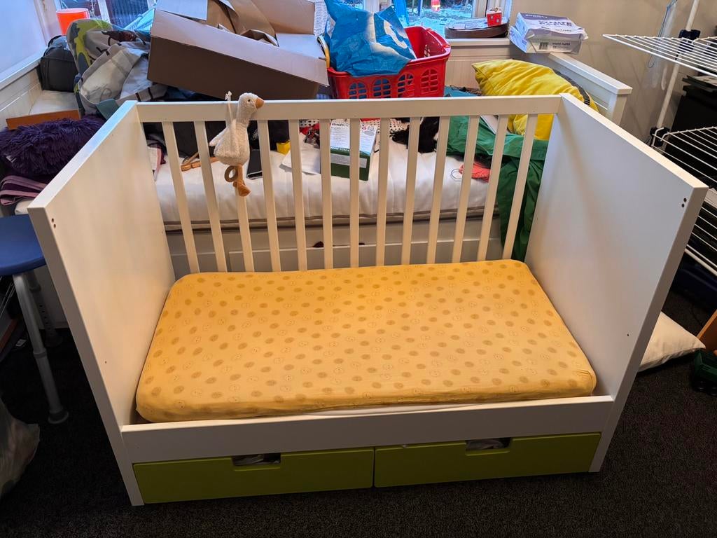 Ikea Stuva ledikant + matras en beddengoed., Ophalen, Gebruikt, Minder dan 140 cm, Matras