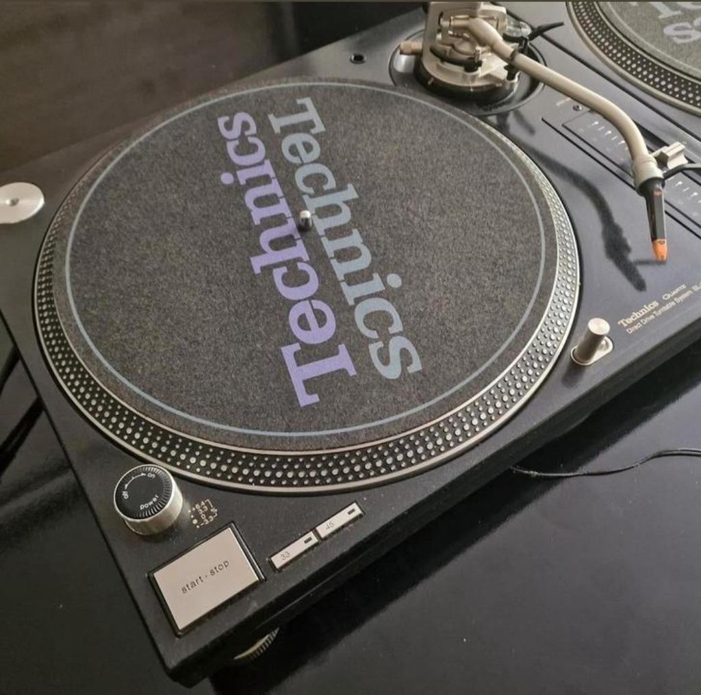 Technics sl-1210m5g platenspelers (incl ortofon naalden), Ophalen of Verzenden, Zo goed als nieuw, Technics