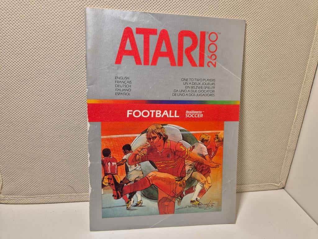 Boekje van Football Atari 2600, Spelcomputers en Games, Games | Atari, 1 speler, Ophalen of Verzenden, Zo goed als nieuw, Vanaf 3 jaar