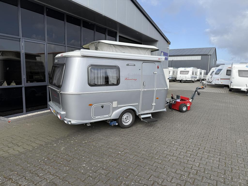 Eriba Touring Familia 310 GT Bed + Zit + WC 680KG leeg Mover, Caravans en Kamperen, Caravans, Bedrijf, Tot en met 3, 500 - 750 kg