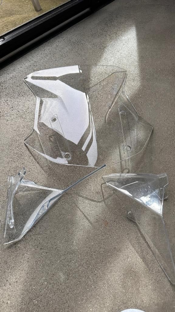 BMW F900GSA onderdelen set ruit + uitlaat OEM, Ophalen of Verzenden, Gebruikt