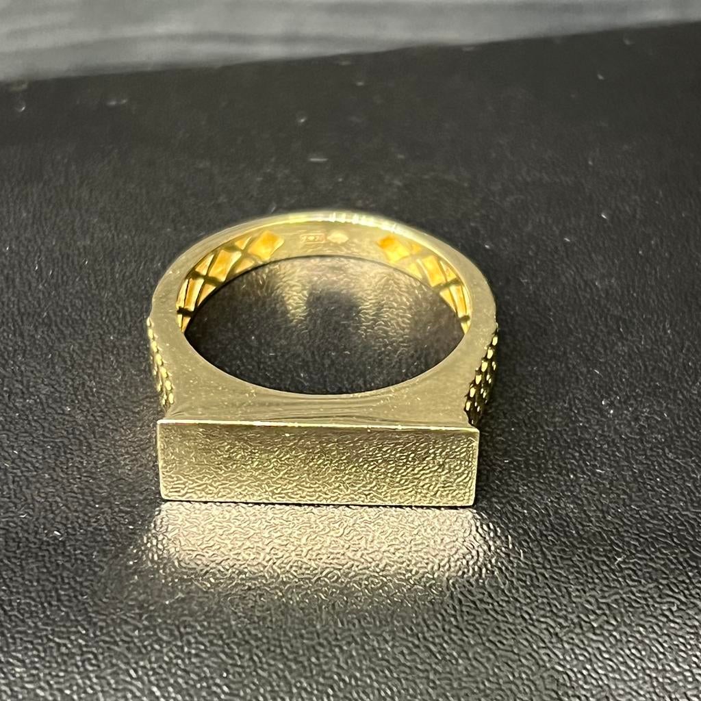 14 karaat gouden ring zegelring prachtig model, Ophalen of Verzenden, Zo goed als nieuw, Goud, Dame