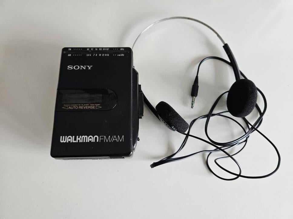 Sony Walkman FM/AM Cassettespeler  WM F2061met Hoofdtelefoon, Ophalen, Walkman
