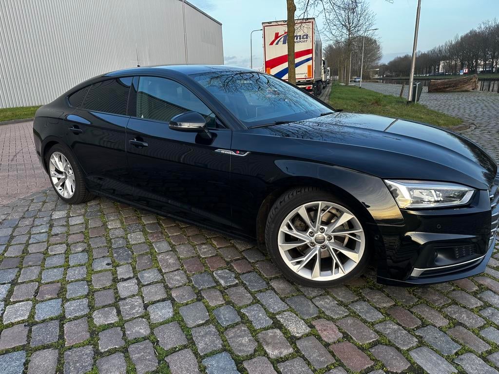 Audi A5 40 Tfsi 190pk S-line 2019!Virtual!Matrix!Full optie!, Auto's, Audi, 1984 cc, Zwart, 1500 kg, 750 kg