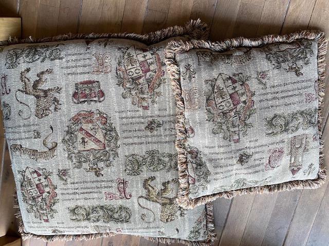 oude stijl kussens (2), Ophalen, Gebruikt, Vierkant