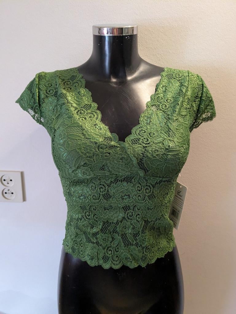 Nieuwe groene kanten top M, Maat 38/40 (M), Nieuw, Ophalen of Verzenden, Korte mouw
