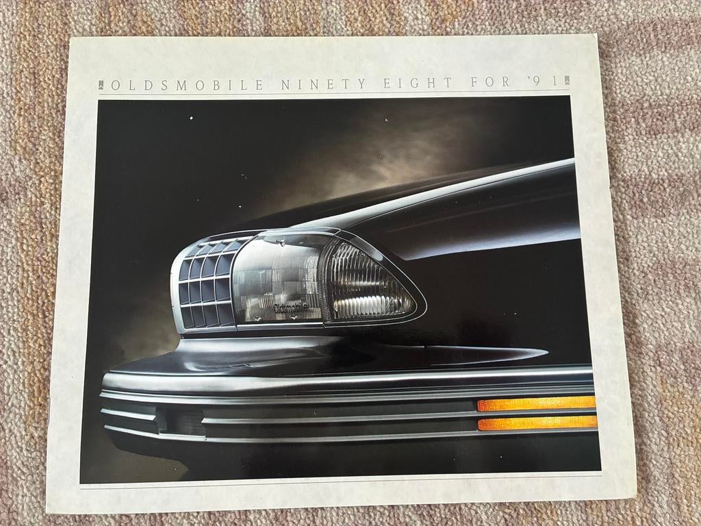 1991 Oldsmobile Ninety Eight brochure, Ophalen of Verzenden, Zo goed als nieuw, Overige merken