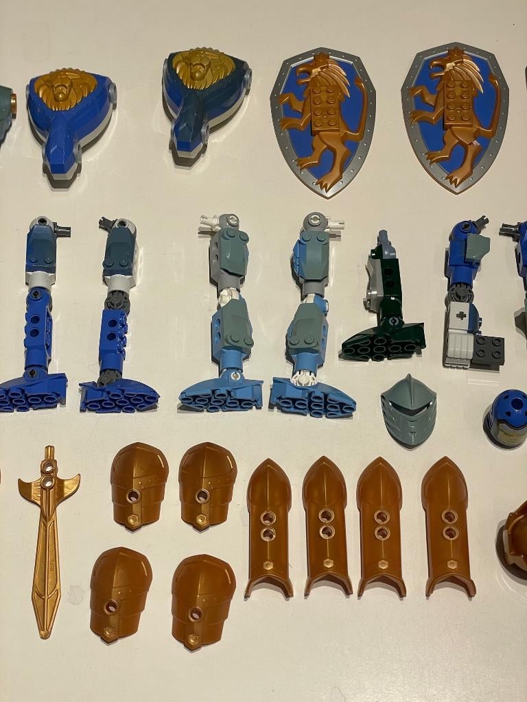 LEGO - Castle (Ridders) - Restant onderdelen en 2x set 8795, Ophalen of Verzenden, Zo goed als nieuw, Losse stenen, Lego